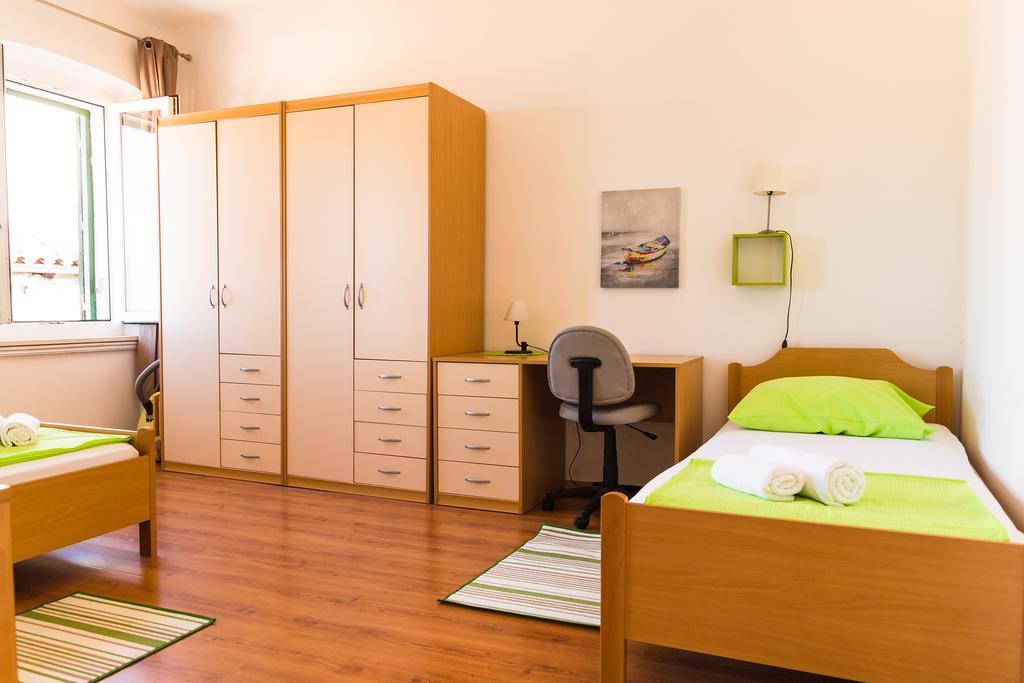 Apartment Mia 리예카 외부 사진
